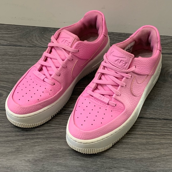 Air Force 1 Sage Low - Picture 2 of 8